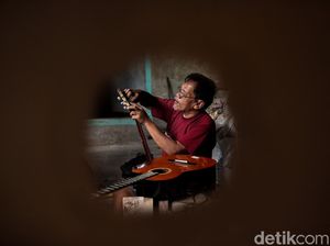 Chord Gitar Menepi Guyon Waton Cover