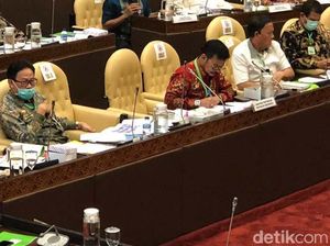 Bikin Heboh, Proyek Kalung Antivirus Corona Dilanjutkan? Bikin Heboh, Proyek Kalung Antivirus Corona Dilanjutkan?