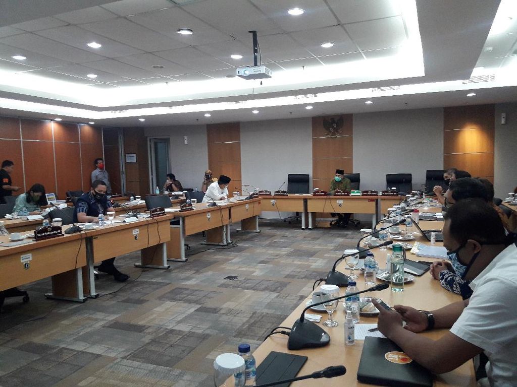 Rapat Komisi B DPRD DKI-PT Jaya Ancol soal Rencana Kerja 2020 Ditunda Rapat Komisi B DPRD DKI-PT Jaya Ancol soal Rencana Kerja 2020 Ditunda