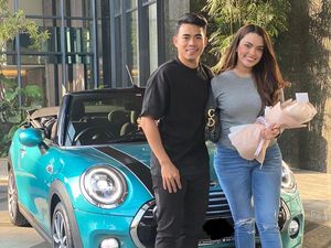 Cerita Selebgram Cantik Sarah Ahmad yang Dihadiahi Pemain Timnas Mobil Mewah Cerita Selebgram Cantik Sarah Ahmad yang Dihadiahi Pemain Timnas Mobil Mewah