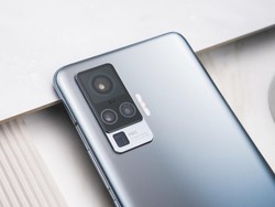 Pertama Bawa Gimbal Kamera, Vivo Buka Blind Pre-order X50 Series