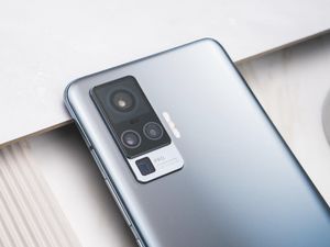 Diboyong ke Indonesia, Ini Spesifikasi Vivo X50 Diboyong ke Indonesia, Ini Spesifikasi Vivo X50