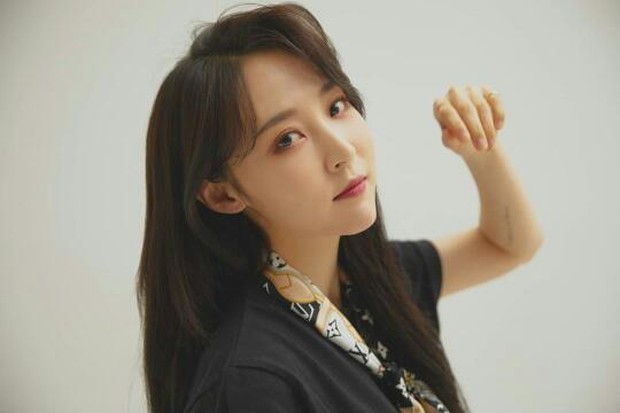 Moonbyul Mamamoo/Instagram.com/mo_onbyul Moon adalah marga, Byul yang berarti bintang.