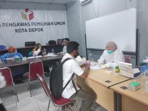 Anggota dan Staf Bawaslu Depok Jalani Rapid Test Anggota dan Staf Bawaslu Depok Jalani Rapid Test