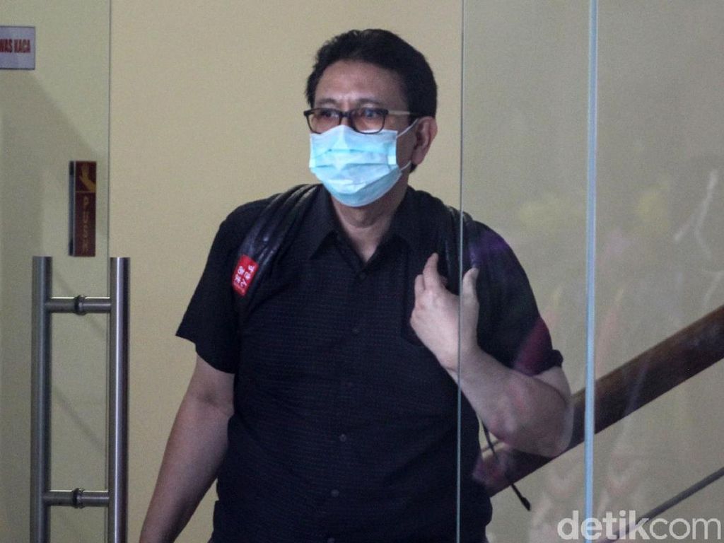 Dirut PT PAL Dicecar soal Penerimaan Cashback Terkait Kasus Korupsi di PT DI Dirut PT PAL Dicecar soal Penerimaan Cashback Terkait Kasus Korupsi di PT DI