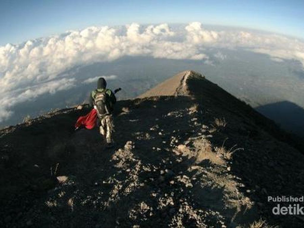 Mengenal Gunung Agung sebagai Gunung Tertinggi di Bali