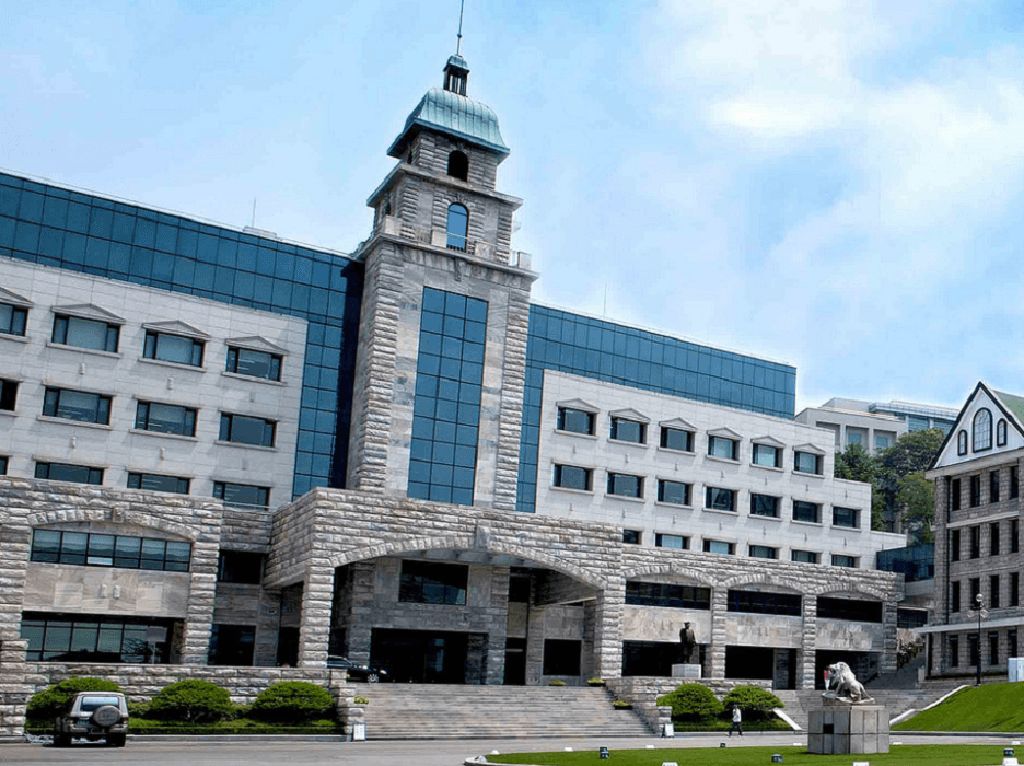 5 Fakta Hanyang Cyber University, Tempat Kuliah S2 Anggota BTS 5 Fakta Hanyang Cyber University, Tempat Kuliah S2 Anggota BTS