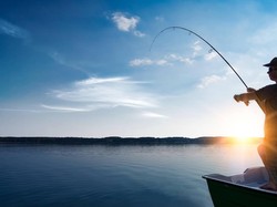 Bukan Ikan, 5 Hasil Pancingan Ini Isinya Mesin Kopi hingga Jeroan Sapi