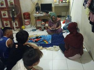 Cerita Ortu Teman ABG yang Tewas Dililit Ular: Anak Saya Sempat Dibelit Juga Cerita Ortu Teman ABG yang Tewas Dililit Ular: Anak Saya Sempat Dibelit Juga