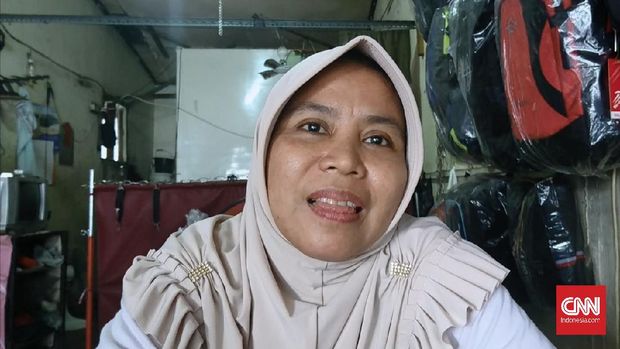 Juminem berharap ada perbaikan dalam penyaluran bantuan sosial di masa pandemi.