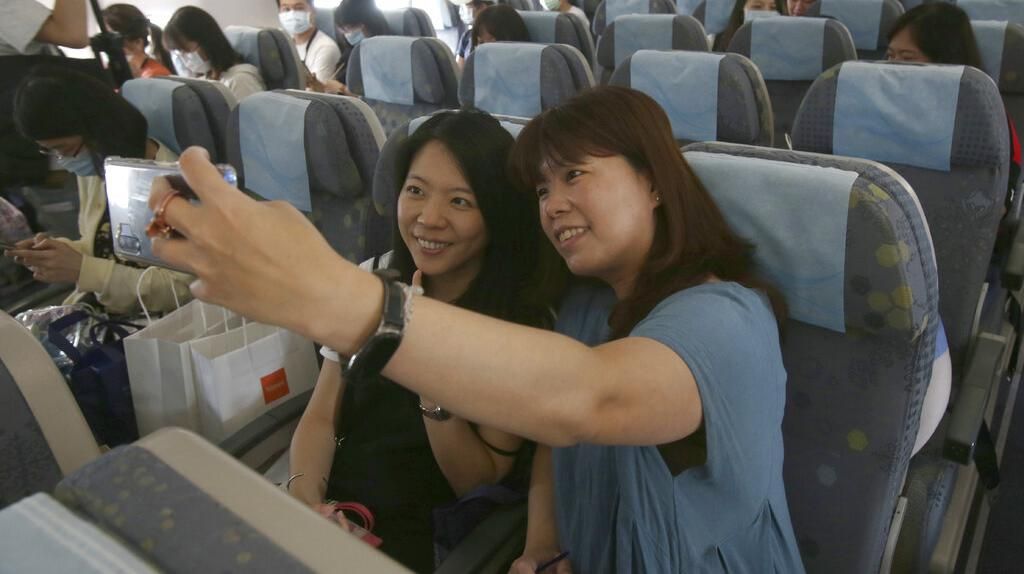 Saking Kangen Liburan, Warga Taiwan Jajal Penerbangan Palsu Lho