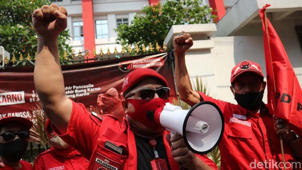 Kantor DPP PDIP Didemo Kader Sendiri