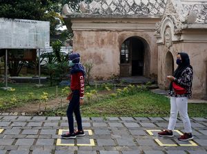Kembali Dibuka, Wisatawan Taman Sari Wajib Pakai Masker-Jaga Jarak