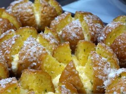 Korean Garlic Cheese Bread Tengah Viral, Awalnya Jajanan Kaki Lima