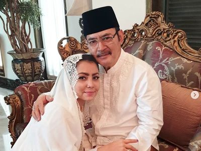 Lihat Kebersamaan Mayangsari dan Bambang Trihatmodjo yang 20 Tahun Menikah