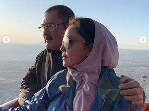 7 Foto Mesra Mayangsari dan Bambang Trihatmodjo Saat Liburan ke Luar Negeri 7 Foto Mesra Mayangsari dan Bambang Trihatmodjo Saat Liburan ke Luar Negeri