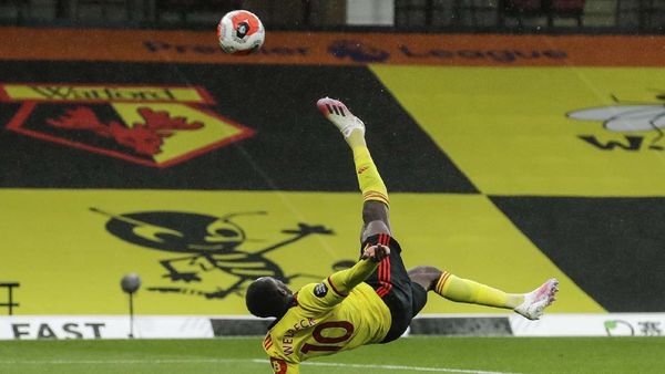 Melihat Gol Indah Danny Welbeck yang Beri Watford Kemenangan
