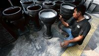 Perajin Instalasi Taman, Banting Setir Jual Tempat Cuci Tangan