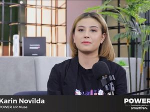Dari Awkward Jadi Awkarin, Begini Transformasi Selebgram Karin Novilda