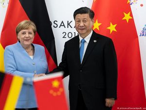 Tekanan Meningkat bagi Angela Merkel untuk Tekan China Soal Hong Kong