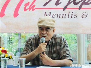 Sastrawan Sunda-Wartawan Senior Usep Romli Meninggal Dunia Sastrawan Sunda-Wartawan Senior Usep Romli Meninggal Dunia
