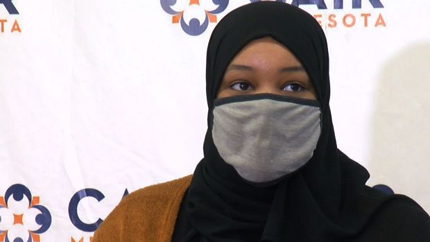 wanita muslim besi starbucks