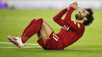 Salah yang tengah memburu gelar top skor tampak kecewa setelah gagal mencetak hat-trick. Dua golnya ke gawang Brighton itu membuat Salah kini mengoleksi 19 gol di Premier League 2019/2020. Pemain 28 tahun tersebut berada di peringkat ketiga daftar top skor sementara. AP Photo/Paul Childs,Pool.