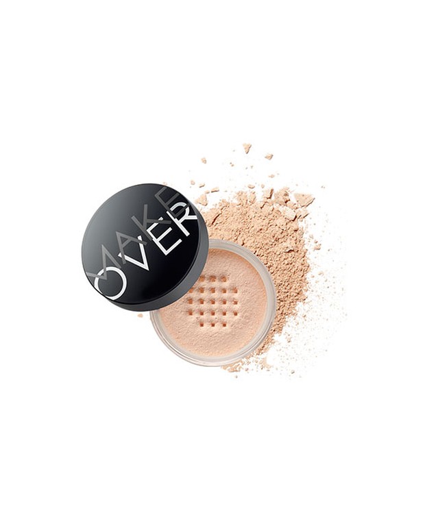 Loose powder dari Make Over yang bertajuk 'Silky Smooth Transculent Powder' cocok dipakai buat aktivitas selama 'new normal'.