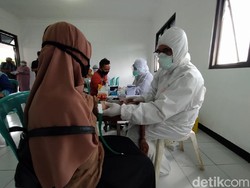 Jelang Pilbup Pacitan, Ribuan Personel Penyelenggara Jalani Rapid Test