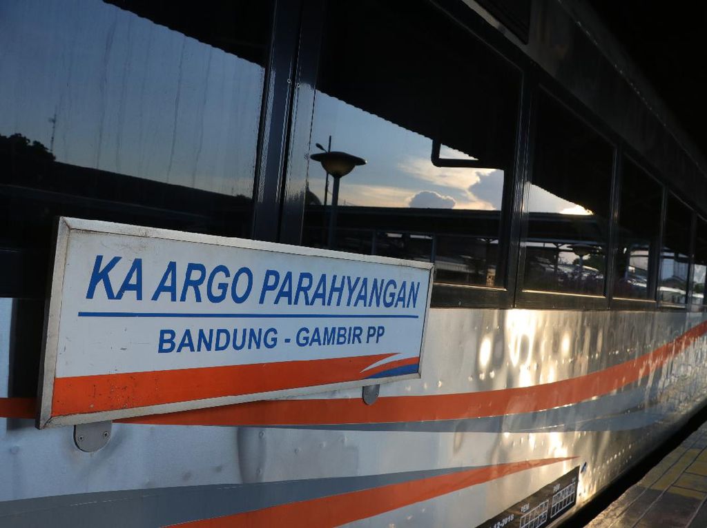 Argo Parahyangan, Kereta Api yang Jadi Akhir Pelarian Siskaeee