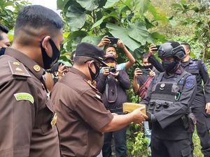 Cegah Insiden Berulang, Detonator Sitaan Kejari Parepare Diledakkan di Hutan