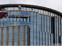 Terobosan OJK: Ajukan KUR Lewat Ponsel!