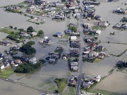 Video Dahsyatnya Terjangan Banjir di Jepang
