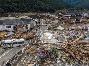 Video Sisa Keganasan Banjir Jepang yang Tewaskan Puluhan Orang Video Sisa Keganasan Banjir Jepang yang Tewaskan Puluhan Orang