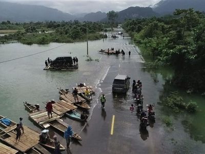 Potret Jalan Trans Sulawesi yang Terputus Akibat Banjir