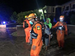 RSUD Torabelo Sigi Dilanda Banjir, Sejumlah Pasien Dievakuasi