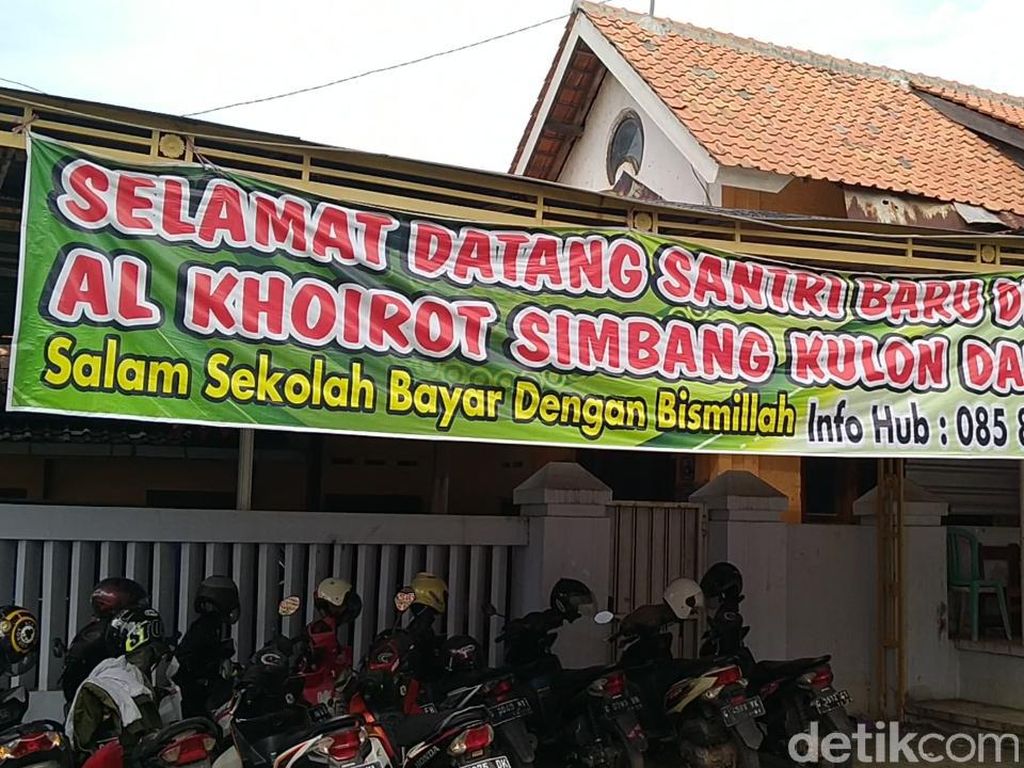 Pandemi Corona, Daftar di SMP Ini Hanya Bayar dengan Mengucap Bismillah Pandemi Corona, Daftar di SMP Ini Hanya Bayar dengan Mengucap Bismillah