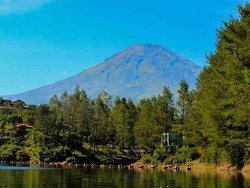 Telaga Menjer Nan Sejuk dari Wonosobo