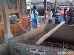 Aksi Pria di Ngawi Pindahkan Rumah 1,5 Jam Serasa Cerita Roro Jonggrang