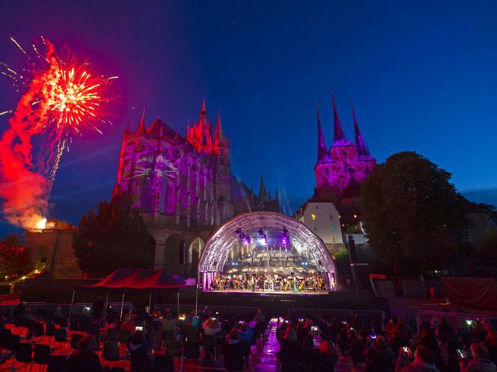 Musisi Orkestra Jerman Mulai Sesi Latihan Untuk Festival Katedral Musisi Orkestra Jerman Mulai Sesi Latihan Untuk Festival Katedral