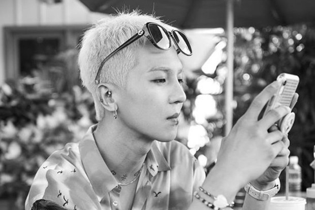 Mino WINNER adalah salah satu idol K-Pop yang pakai tindik bibir