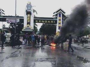Tolak TKA China Gelombang 3, Massa Ancam Blokade Bandara Haluoleo Kendari