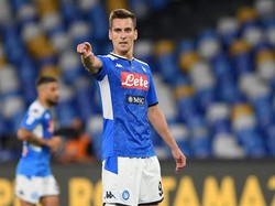 Arkadiusz Milik Belum Laku Dijual Napoli, Ini Alasannya