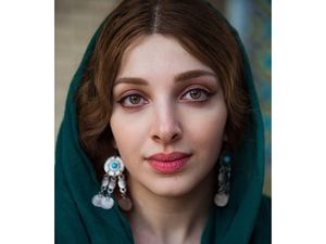 13 Potret Wanita Nepal Hingga Indonesia, Buktikan Bahwa Cantik Itu Universal 13 Potret Wanita Nepal Hingga Indonesia, Buktikan Bahwa Cantik Itu Universal