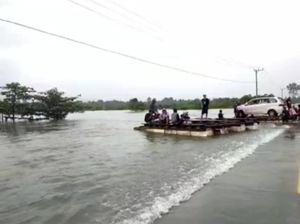 Banjir Rendam Konawe Utara, Akses Jalan Lintas Provinsi Terputus Banjir Rendam Konawe Utara, Akses Jalan Lintas Provinsi Terputus