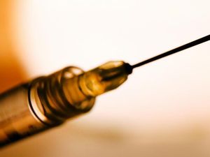 Ribuan Orang di India Jadi Korban Vaksin Corona Palsu Isi Air Garam