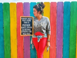 Cerita Ibu Bekerja yang Dipecat Karena Anaknya Berisik Saat WFH