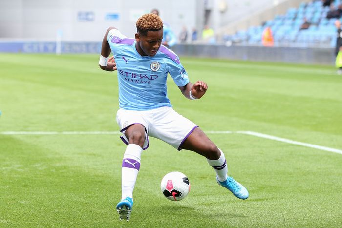 Jayden Braaf MANCHESTER, ENGLAND - AUGUST 11: Jayden Braaf of Manchester City during the Premier League 2 match between Manchester City and Southampton at The Academy Stadium on August 11, 2019 in Manchester, England. (Photo by Charlotte Tattersall/Getty Images)