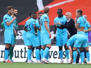 Dear Mourinho, Lini Depan Tottenham Kok Loyo?