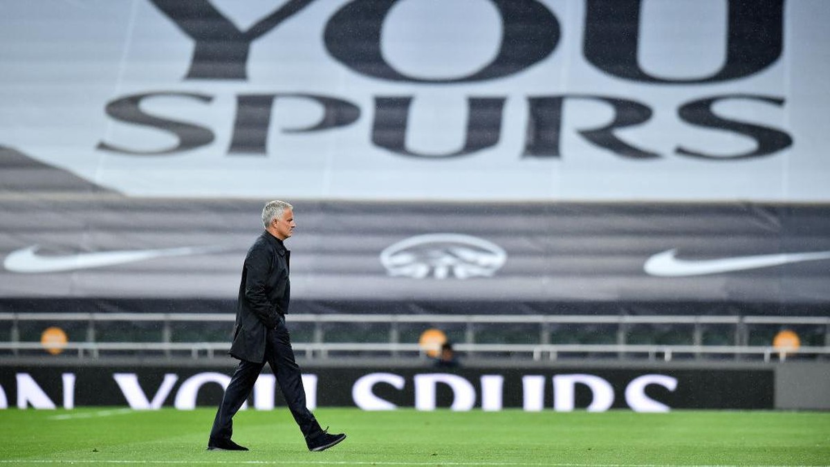 Jose Mourinho menyebut Tottenham Hotspur butuh striker baru (Foto: Getty Images/Pool)